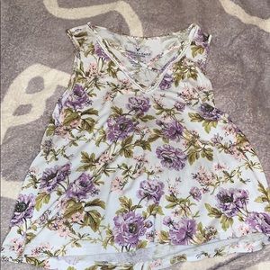 NWOT AE v-neck tank top